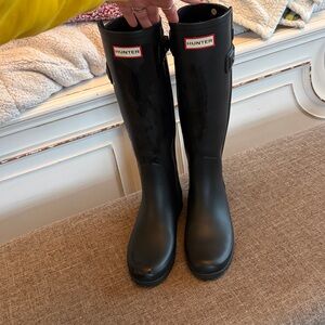 Hunter rain boots size 7 tall
